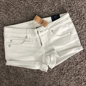 NEW WITH TAGS white denim shorts